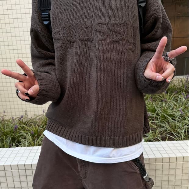 [XL] 스투시 자수 브이넥 로고 스웨터 브라운