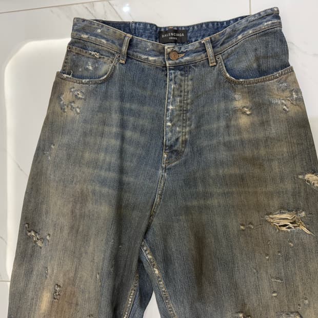 발렌시아가 슈퍼 디스트로이드 배기 데님 팬츠