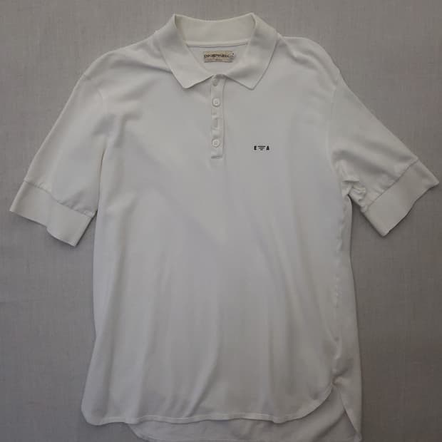 엠포리오 아르마니 화이트 반팔 폴로티 XL