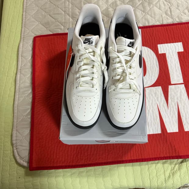 포스 로우 흰검 300 사이즈