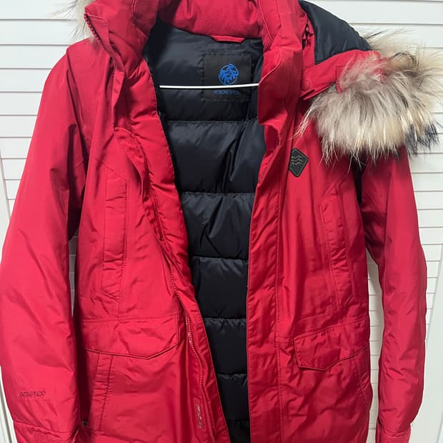 코오롱 레드 패딩