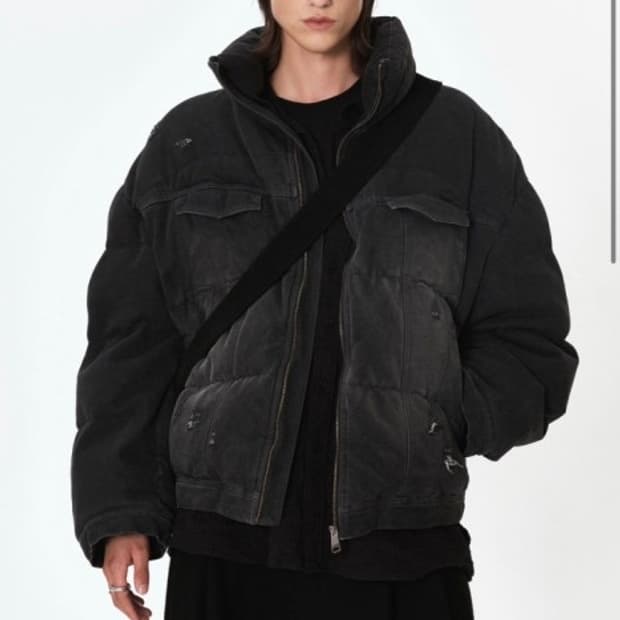 아더에러 녹스 패딩 noir M