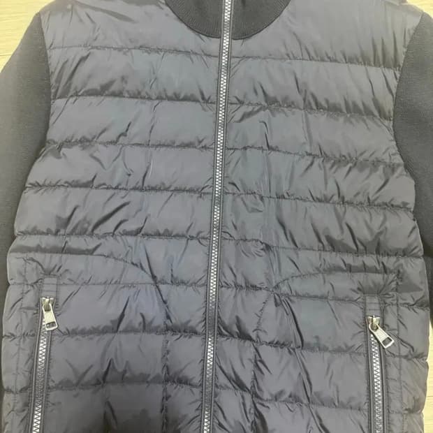 몽클레어 니트패딩