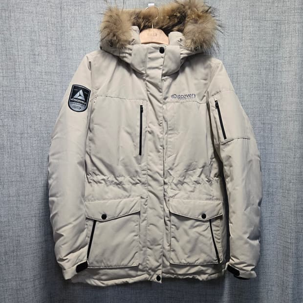 디스커버리 익스페디션  여성 마운틴쿡 구스다운 너구리털 패딩 