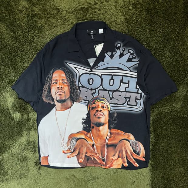 [M] OUTKAST X H&M 콜라보 풀프린트 하프 셔츠
