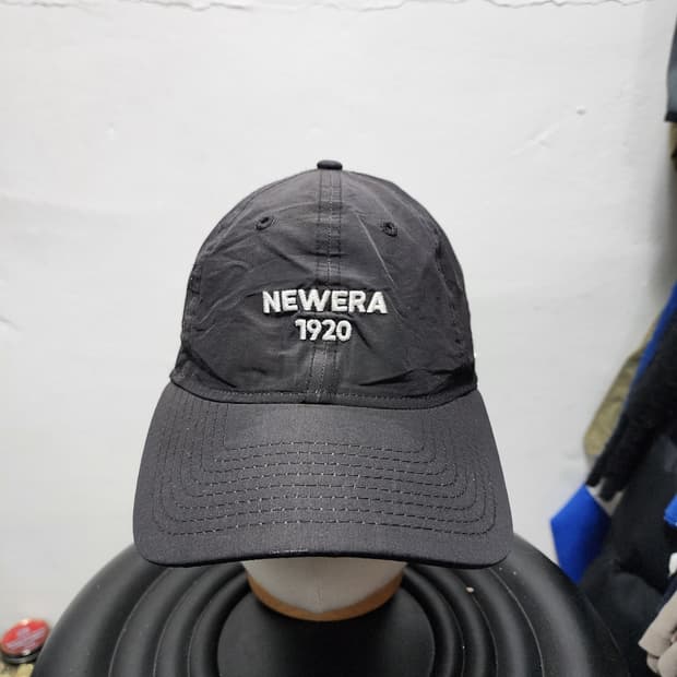 뉴에라 1920 블랙 볼캡