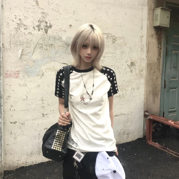 Skull Print Visual Style Raglan T-Shirt