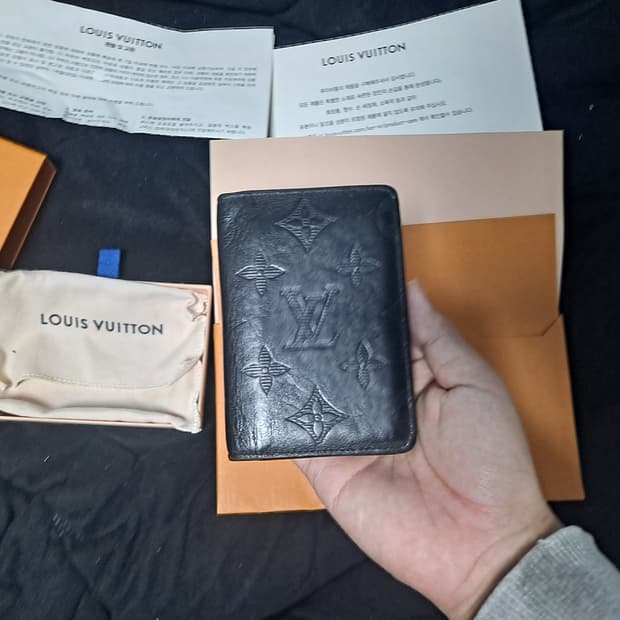 루이비통 쉐도우 오거나이저