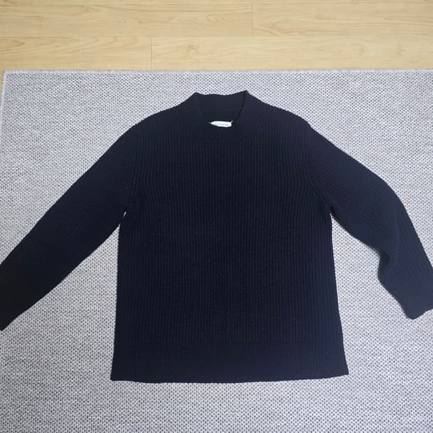 마르지엘라 니트