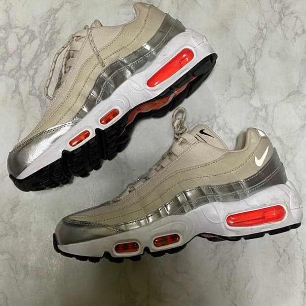 나이키 에어맥스95 여성 240 사이즈