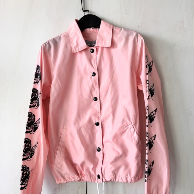 (파격할인)텍있는 새상품 Ashley Williams 핑크 코치 자켓 X