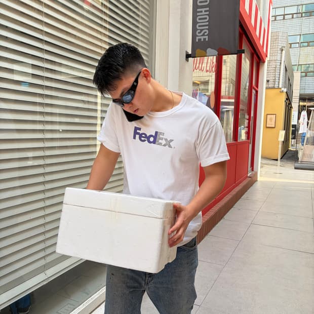 90’s FedEx print corporate logo T-shirt 