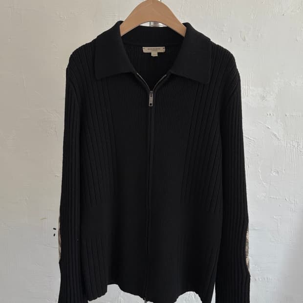 버버리 블랙 노바체크 패치 니트 집업