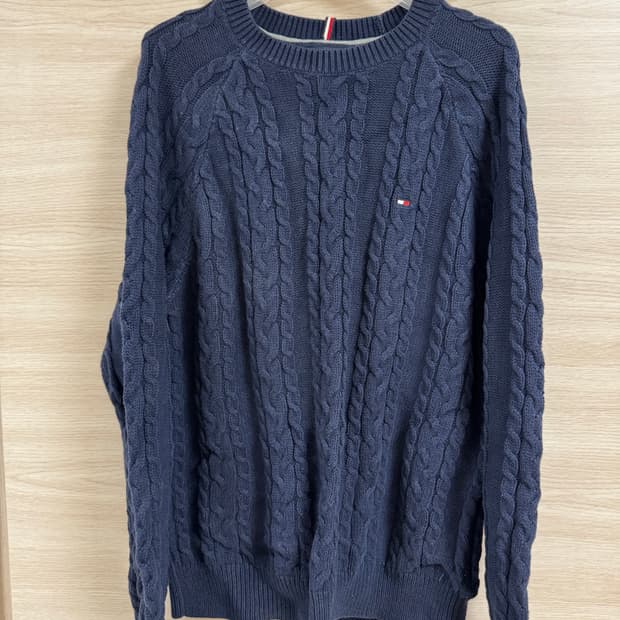 타미힐피거 케이블 니트 네이비