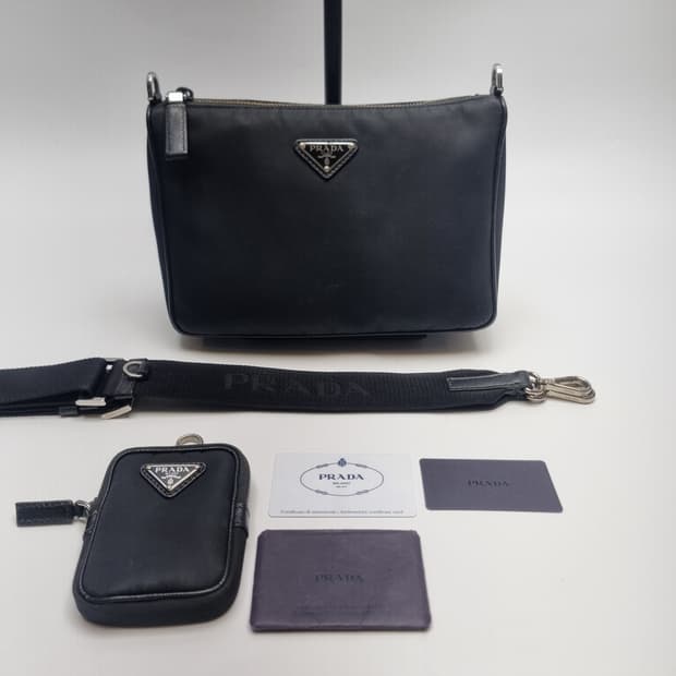 프라다 2VH113 리나일론 및 사피아노 가죽 숄더백 (신세계센텀 구매)