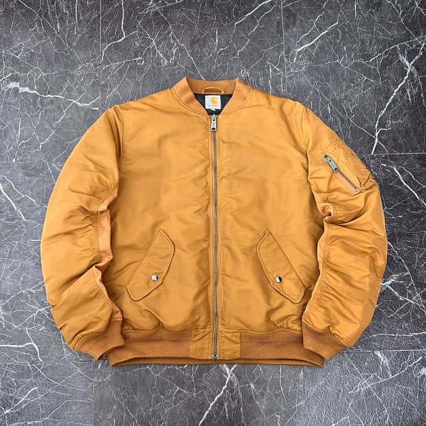 칼하트 WIP 애쉬톤 봄버 자켓