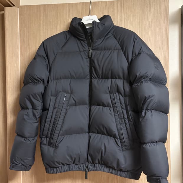 몽클레르 jouglar 패딩 2사이즈