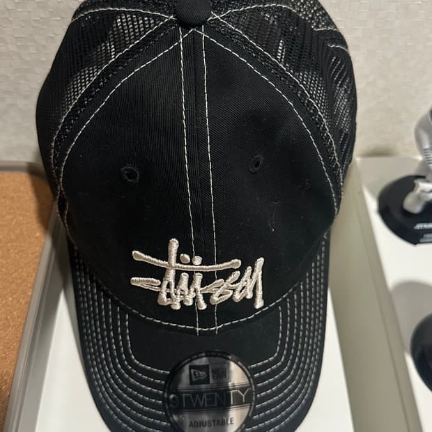 스투시 뉴에라 9Twenty 베이직 트러커 블랙