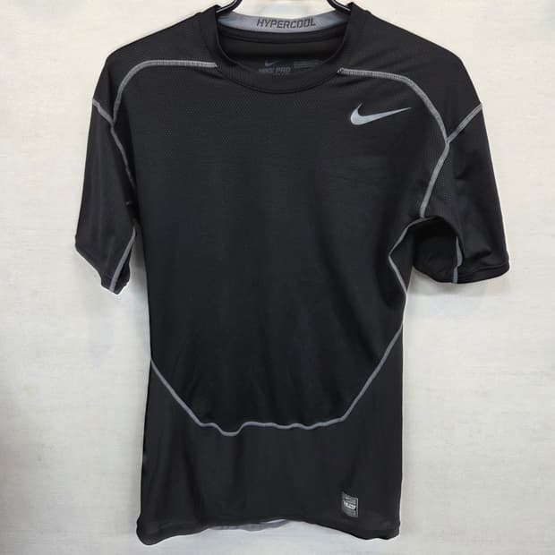 나이키 프로 하이퍼쿨 기능성 메쉬 반팔 xl