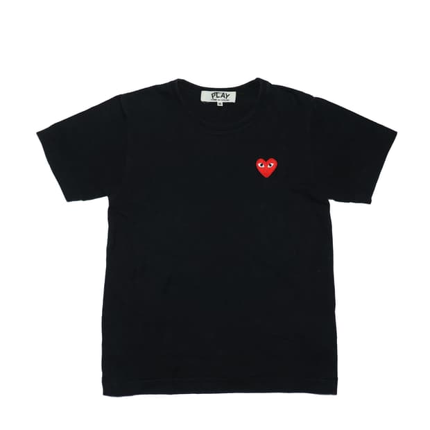 꼼데가르송 플레이 레드 하트 반팔티 블랙 AZ-T107 M