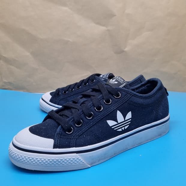 아디다스 니짜로우 스니커즈225