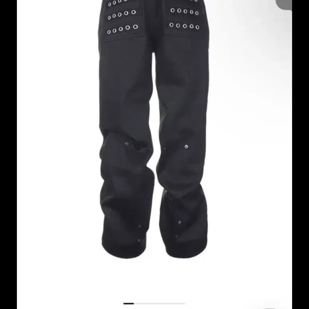 비엑세스 Eyelet Button Black Jeans