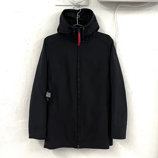 프라다 스포츠 유틸리티 왁스 자켓