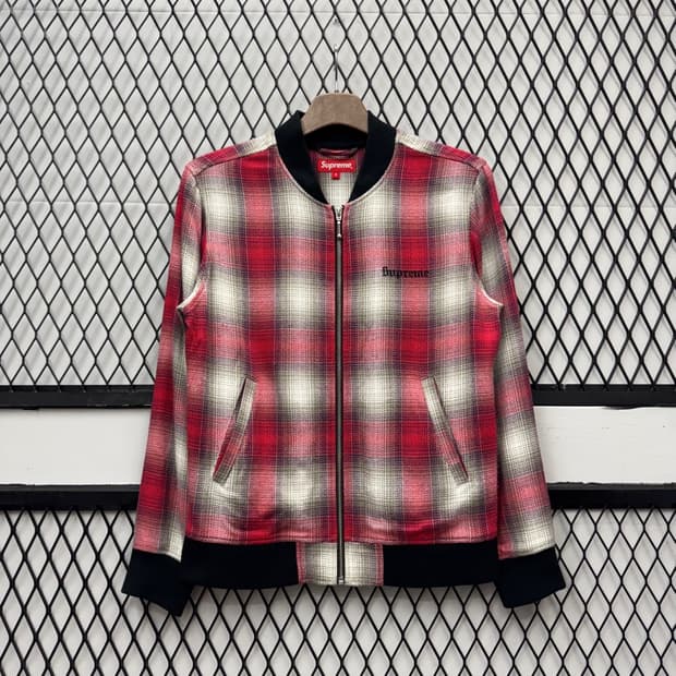 16F/W 슈프림 플래드 패턴 집업 코치자켓 레터링 로고 디테일 레드