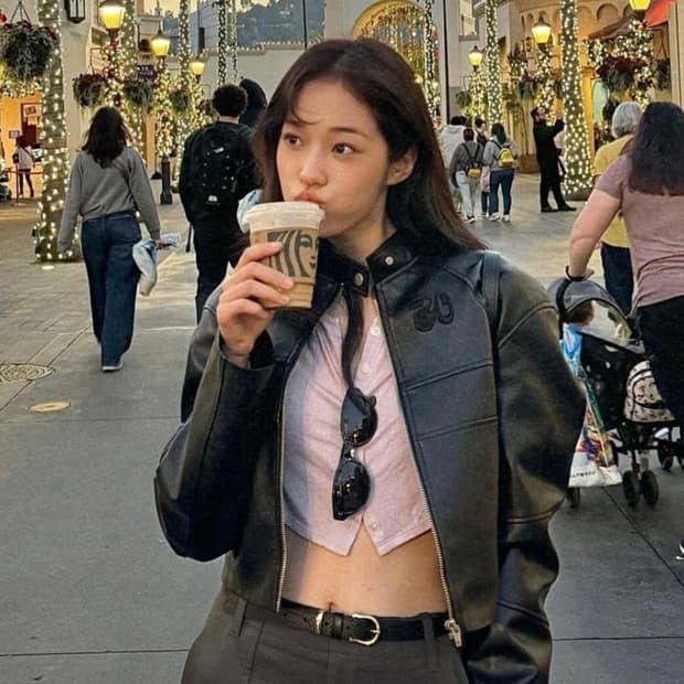 엔써이즈예스 레더자켓