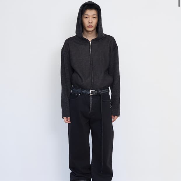 Embroidered Pocket Jeans (Black)