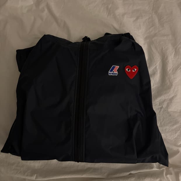 플레이꼼데가르송x까웨 풀 집 자켓(m)