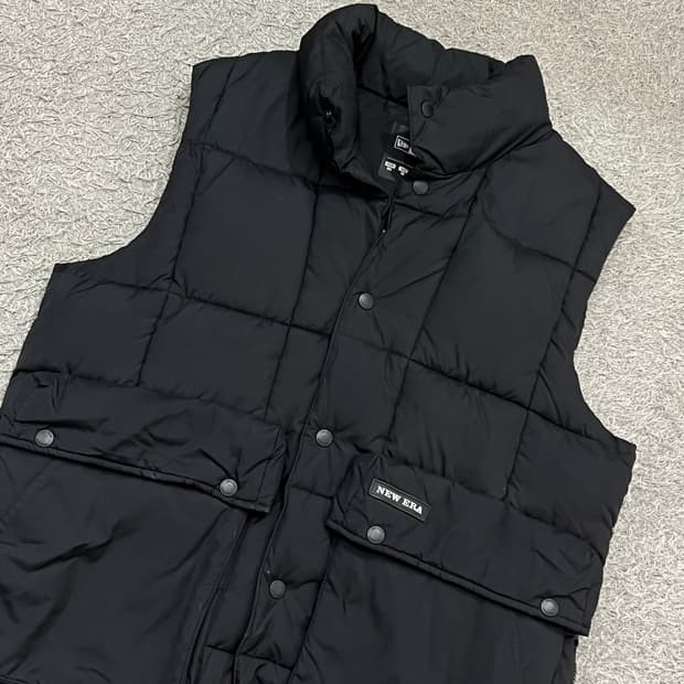 [100] 뉴에라 패딩조끼