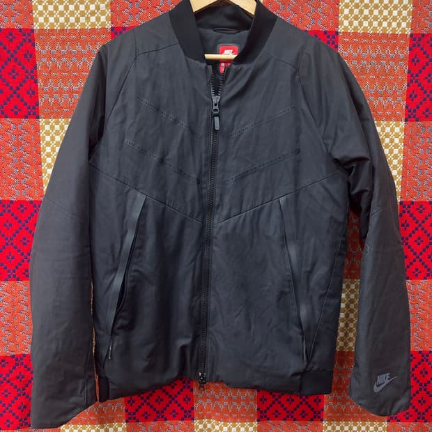 나이키 에어로프트 패딩 m