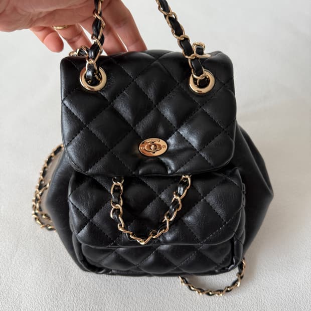 아노에틱(ANOETIC) 체인 백팩