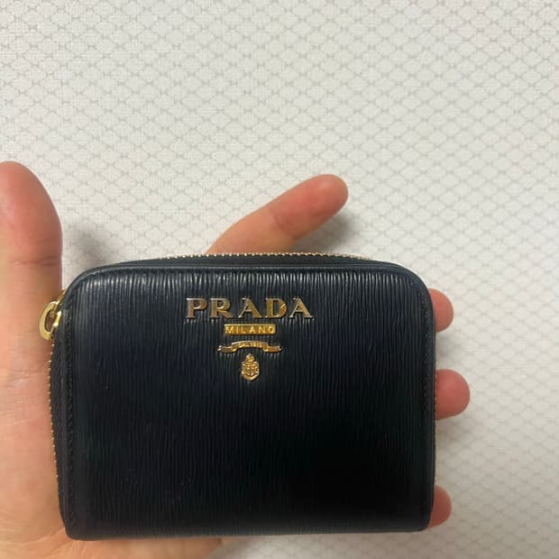 프라다 비텔로 카드지갑 정품 (상태좋음)