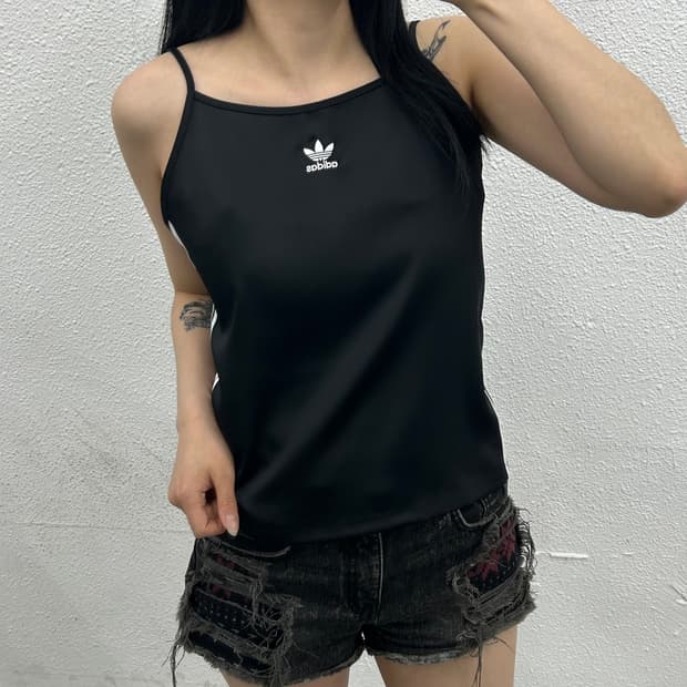 아디다스 화이트라인 새틴 블랙 나시 L