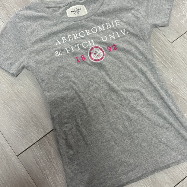아베크롬비 반팔 그레이