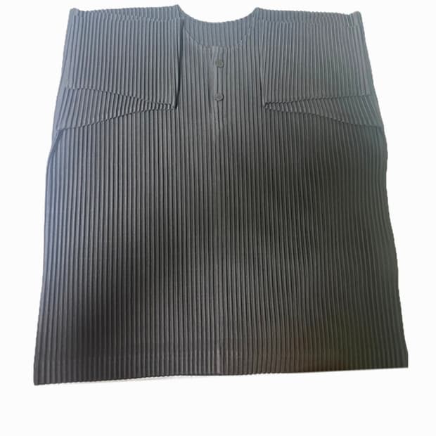 이세이미야케 옴므플리세 헨리넥 티셔츠 블랙