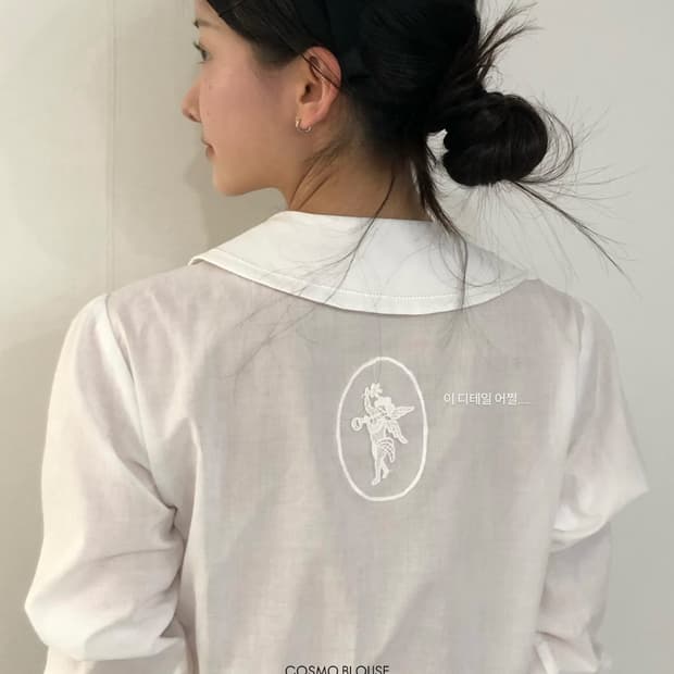 yue project 코스모 블라우스