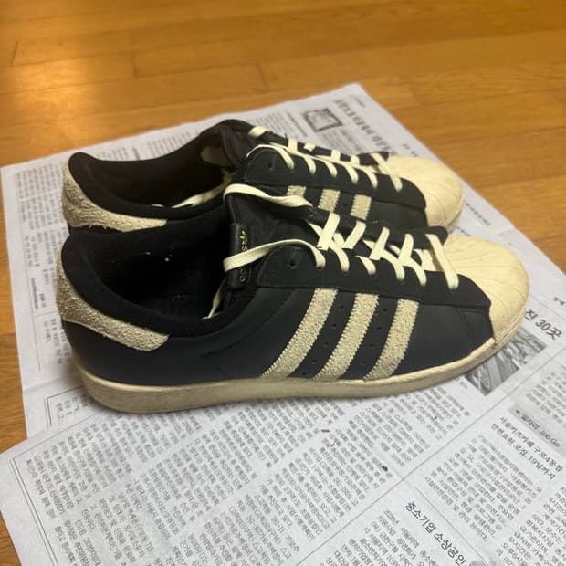 아디다스 슈퍼스타82 285사이즈 판매