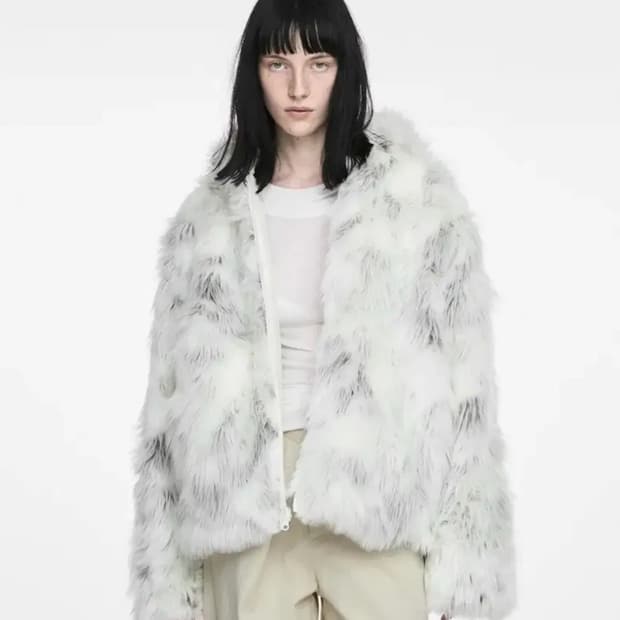 나체 리버시블 퍼 후드집업 자켓