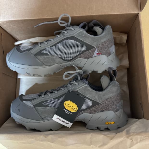 로아 락파 그레이 41 Size (260)