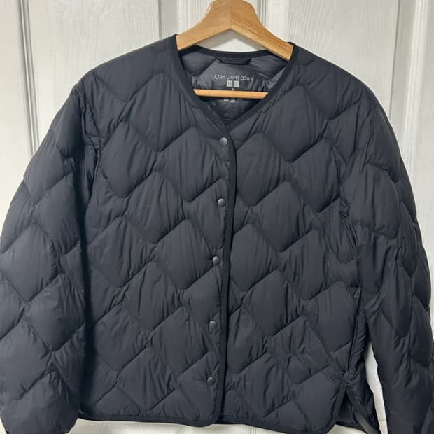 유니클로 울트라 라이트 다운 경량패딩 블랙 S