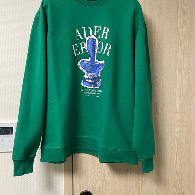 아더에러 트로피 맨투맨 그린, a2 사이즈