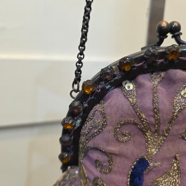 빈티지 체인 토트 자수 가방