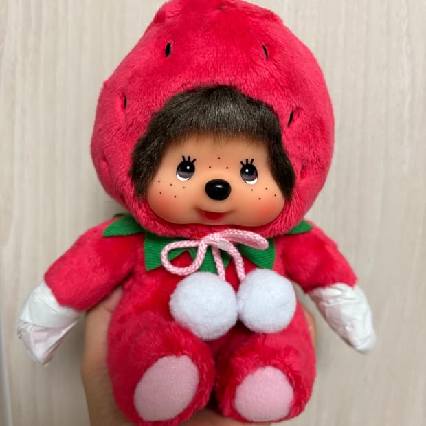딸기 몬치치 인형