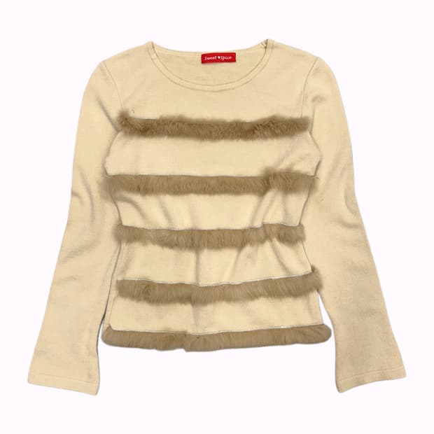 tired fur beige knit
