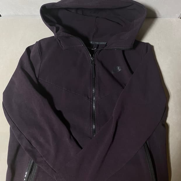 나이키 테크 플리스