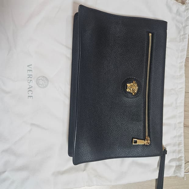 베르사체 블랙 레더 메두사 클러치백 라지 남여공용