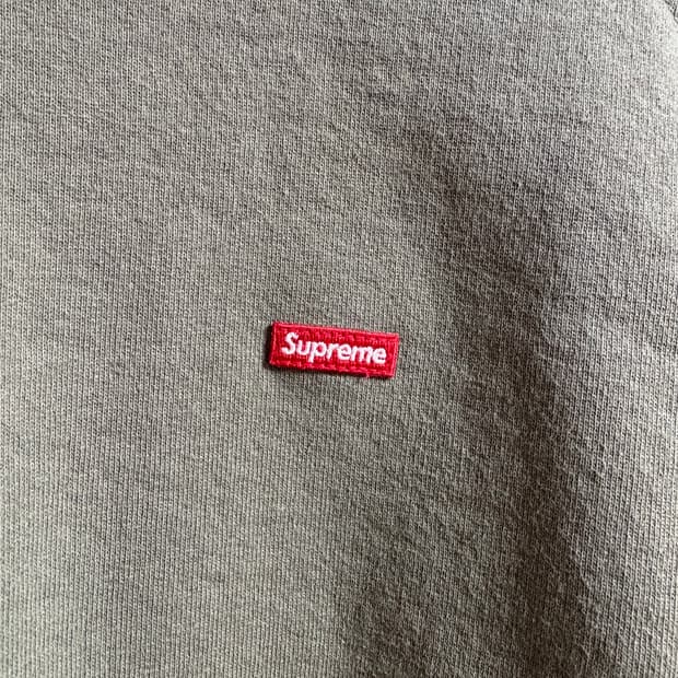 슈프림 스몰박스 크루넥 맨투맨 올리브 L